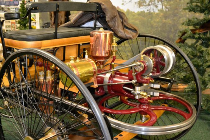 f2400d_f461d672168546b1969a10a9a7aa2b1a